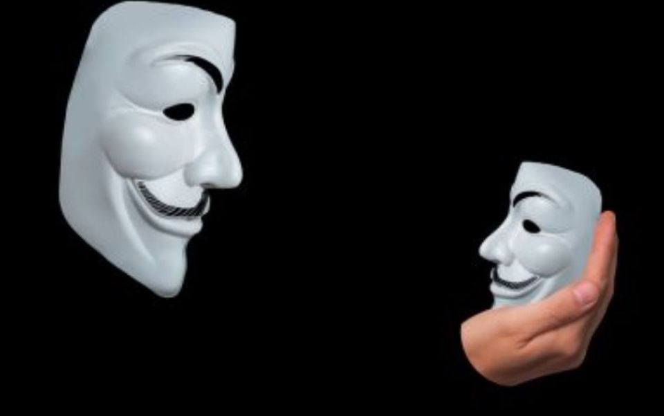 Ανοιχτό Μικρόφωνο - Αυτογνωσία και Πολιτική